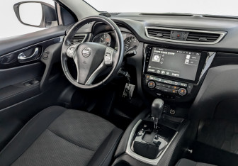 Подержанный автомобиль Nissan Qashqai 2018 года (26 фото)