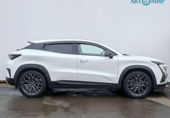 Подержанный автомобиль Changan UNI-T 2023 года (4 фото)