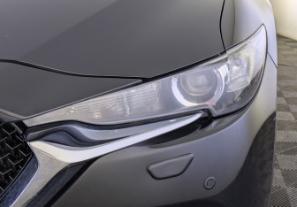 Подержанный автомобиль Mazda CX-5 2017 года (11 фото)