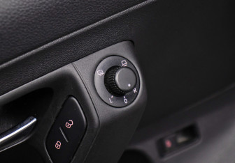 Подержанный автомобиль Volkswagen Polo Sedan 2017 года (20 фото)