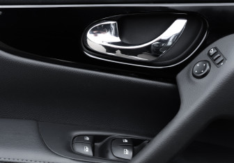 Подержанный автомобиль Nissan Qashqai 2021 года (14 фото)