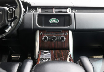 Подержанный автомобиль Land Rover Range Rover 2014 года (15 фото)