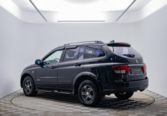 Подержанный автомобиль SsangYong Actyon 2014 года (7 фото)