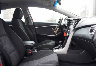 Подержанный автомобиль Hyundai i30 Hatchback 2012 года (9 фото)