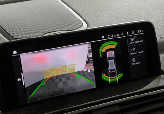 Подержанный автомобиль BMW X4 2020 года (19 фото)