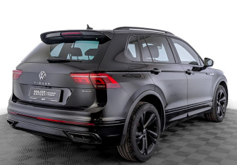 Подержанный автомобиль Volkswagen Tiguan 2021 года (5 фото)