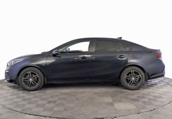 Подержанный автомобиль Kia Cerato Sedan 2020 года (8 фото)