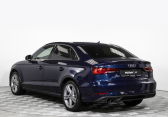 Подержанный автомобиль Audi A3 Sedan 2018 года (7 фото)