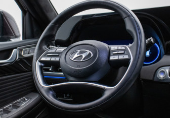 Подержанный автомобиль Hyundai Palisade 2023 года (15 фото)