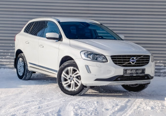 Подержанный автомобиль Volvo XC60 2016 года (3 фото)