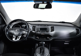 Подержанный автомобиль Kia Sportage 2015 года (9 фото)