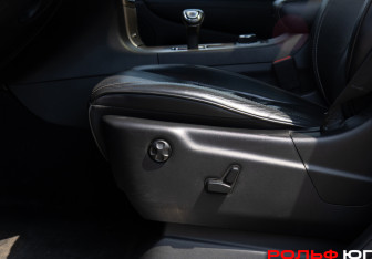 Подержанный автомобиль Jeep Grand Cherokee 2014 года (20 фото)