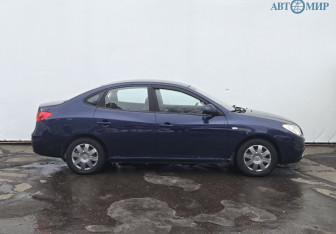 Подержанный автомобиль Hyundai Elantra Sedan 2007 года (4 фото)