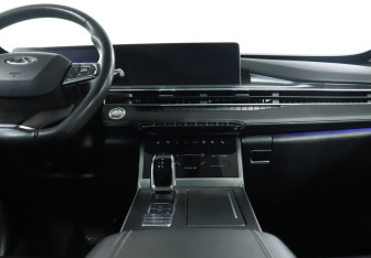 Подержанный автомобиль Chery Tiggo 7 Pro Max 2023 года (14 фото)