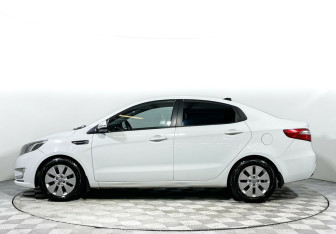 Подержанный автомобиль Kia Rio Sedan 2014 года (3 фото)