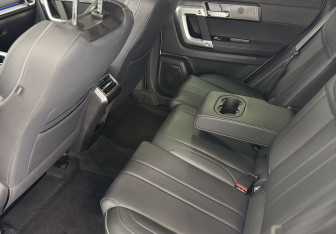 Подержанный автомобиль Jaecoo J7 2023 года (9 фото)