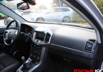 Подержанный автомобиль Chevrolet Captiva 2015 года (7 фото)