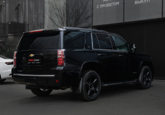 Подержанный автомобиль Chevrolet Tahoe 2016 года (4 фото)