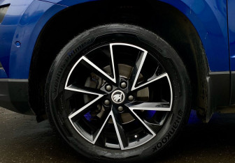 Подержанный автомобиль Skoda Karoq 2020 года (9 фото)