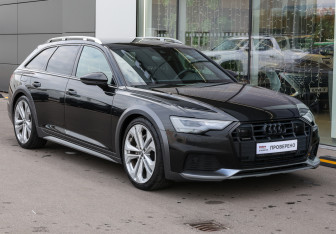 Подержанный автомобиль Audi A6 allroad 2020 года (3 фото)