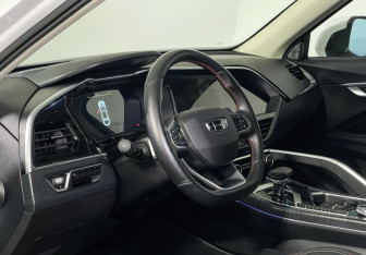 Подержанный автомобиль Geely Tugella 2021 года (13 фото)