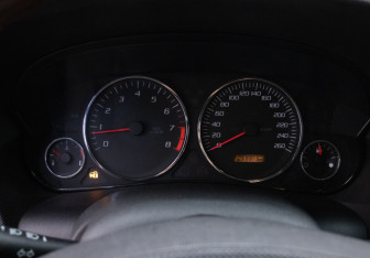 Подержанный автомобиль Cadillac CTS Sedan 2006 года (13 фото)
