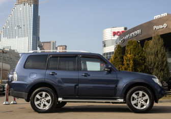 Подержанный автомобиль Mitsubishi Pajero 2007 года (3 фото)