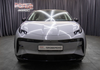 Подержанный автомобиль Zeekr X 2023 года (3 фото)