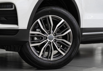 Новый Belgee X70 2025 (5 фото)