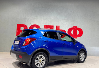 Подержанный автомобиль Opel Mokka 2013 года (4 фото)