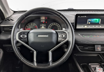 Подержанный автомобиль Haval Jolion 2022 года (21 фото)