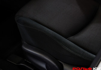 Подержанный автомобиль Mazda 3 Hatchback 2012 года (14 фото)