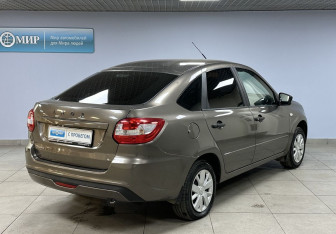 Подержанный автомобиль LADA (ВАЗ) Granta Hatchback 2020 года (5 фото)