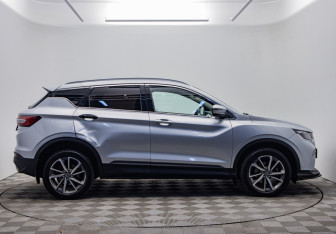 Подержанный автомобиль Geely Coolray 2021 года (6 фото)