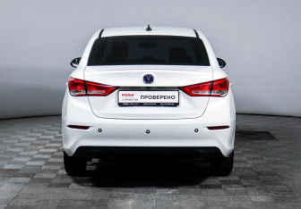 Подержанный автомобиль Changan Alsvin 2023 года (6 фото)