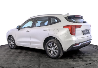 Подержанный автомобиль Haval Jolion 2023 года (7 фото)