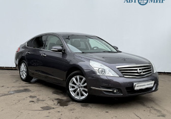 Подержанный автомобиль Nissan Teana 2013 года (3 фото)