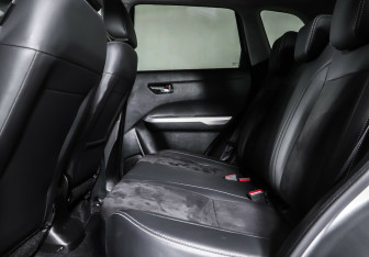 Подержанный автомобиль Suzuki Vitara 2018 года (21 фото)