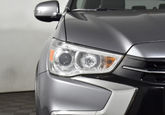 Подержанный автомобиль Mitsubishi ASX 2018 года (5 фото)