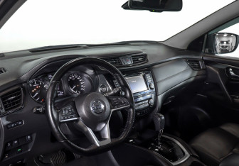 Подержанный автомобиль Nissan Qashqai 2020 года (7 фото)