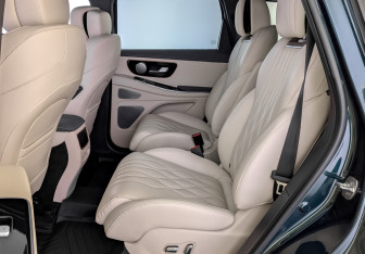 Подержанный автомобиль Exeed VX 2023 года (12 фото)