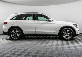Подержанный автомобиль Mercedes-Benz GLC Coupe 2020 года (4 фото)