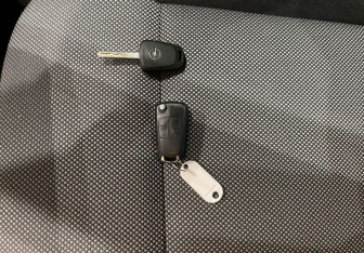 Подержанный автомобиль Opel Astra Wagon 2011 года (17 фото)