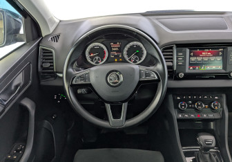 Подержанный автомобиль Skoda Karoq 2020 года (21 фото)