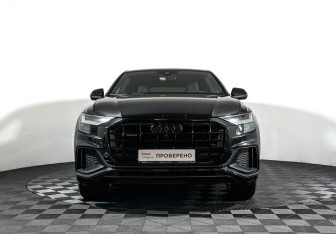 Подержанный автомобиль Audi Q8 2020 года (2 фото)
