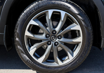 Подержанный автомобиль Mazda CX-5 2015 года (23 фото)