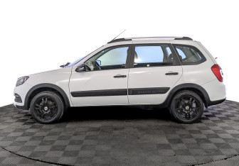 Подержанный автомобиль LADA (ВАЗ) Granta Wagon 2023 года (8 фото)