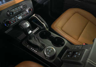 Подержанный автомобиль Ford Bronco 2024 года (17 фото)