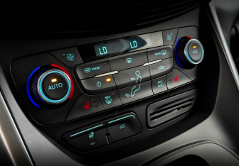 Подержанный автомобиль Ford Kuga 2018 года (25 фото)