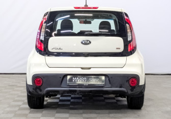 Подержанный автомобиль Kia Soul 2018 года (6 фото)